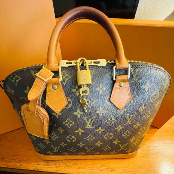 Louis Vuitton, Alma Vintage monogram - Picture 14 of 16